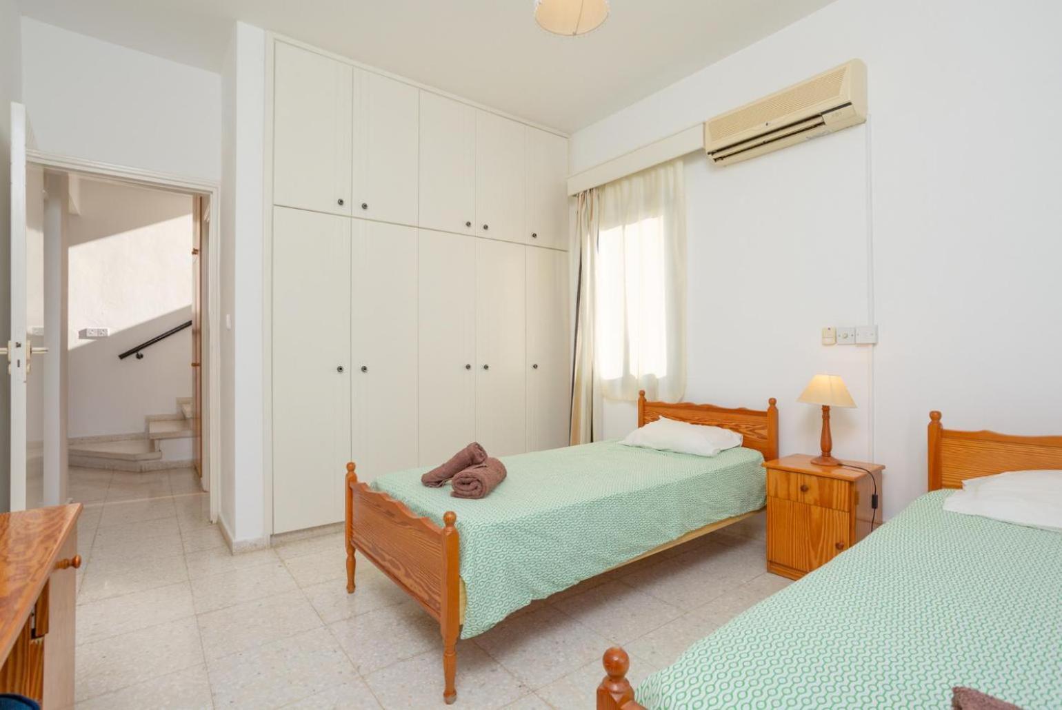 Villa Charoula Pente Pafos Exterior foto